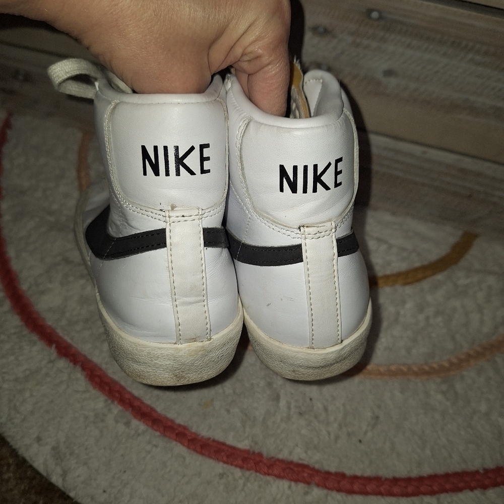Nike Blazer Mid 77 Vintage sneakers shoes size 8.5 - Picture 4 of 7